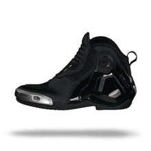 Load image into Gallery viewer,  Dainese DYNO PRO D1 BLACK SHOES